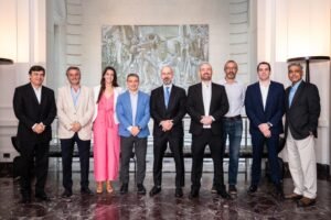 Aerolíneas Argentinas y Uber acordaron ampliar sus acciones de colaboración comercial