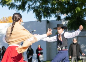 Los municipios bonaerenses celebran a todo ritmo los 216 años de la Revolución de Mayo