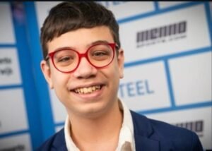 El talento del Gran Maestro Faustino Oro y su aporte a la promoción del turismo en la Argentina