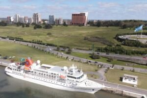 Scioli: “La fuerza del turismo está en salir a conquistar mercados que antes no estaban al alcance de Mar del Plata”