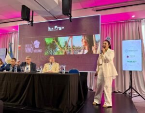 La Ruta del Vino Riojano en las Jornadas Nacionales de Paraná, Entre Ríos